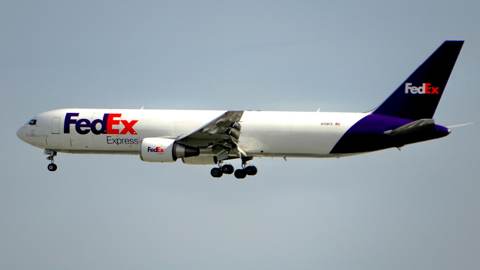 FedEx (FDX) Revenue Rises on Premium Freight Growth