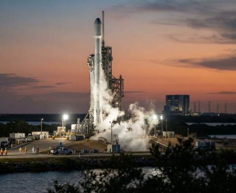 SpaceX Stock Falls Back to $150 Opening Price, What's Next