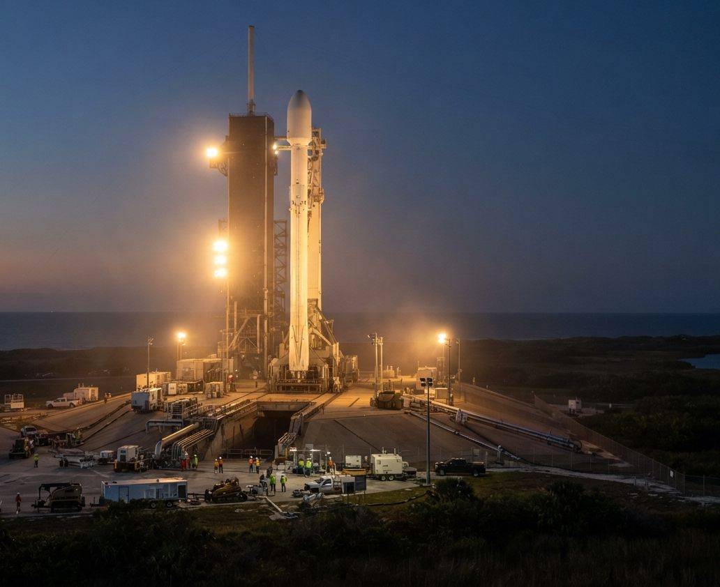 SpaceX shares sit near 162 dollars ahead of Nasdaq 100 inclusion on July 6.