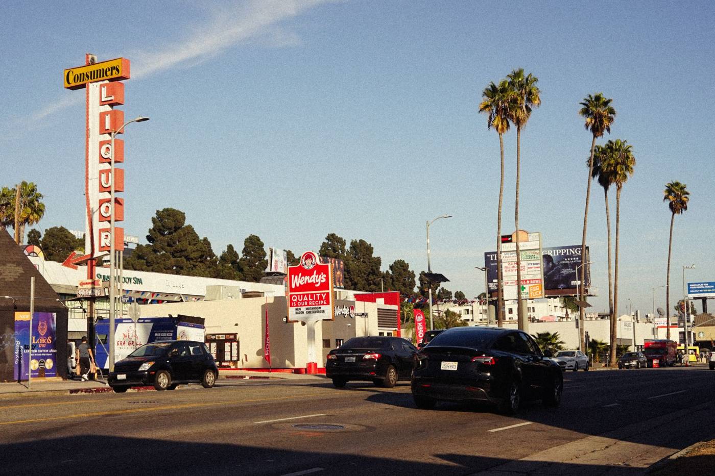 Wendy's restaurant exterior